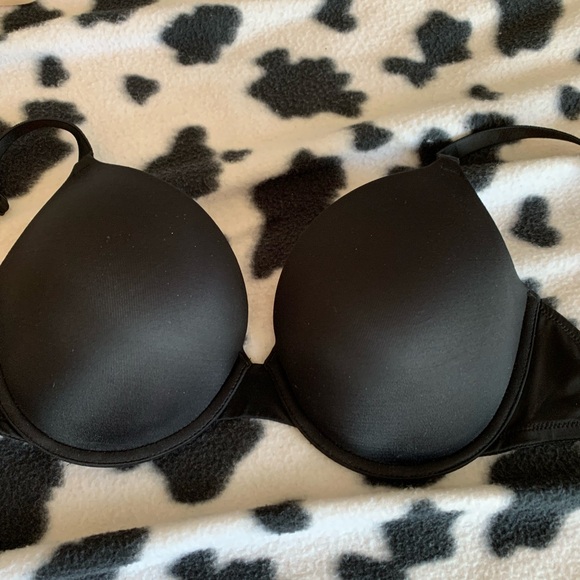 NWOT Victoria Secret padded underwire bra - Picture 3 of 7